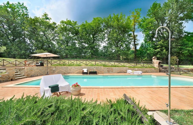 Holiday Home in Pontano With Garden - Foto 17