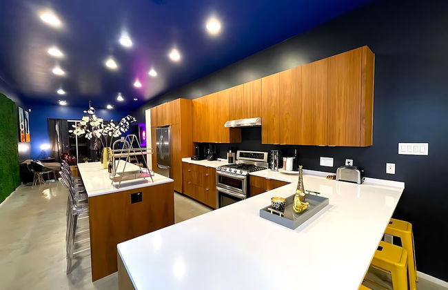 Massive Compound 20 Beds Rainey St 6 min Walk - Foto 22