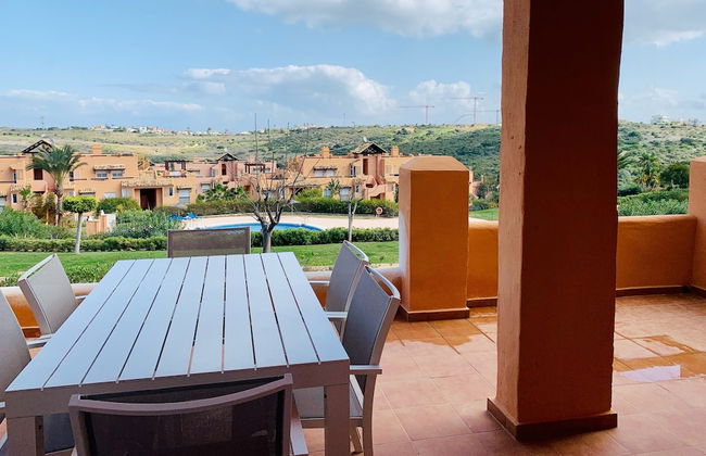 Beautiful 2-bed Apartment in Casares Costa - Foto 14