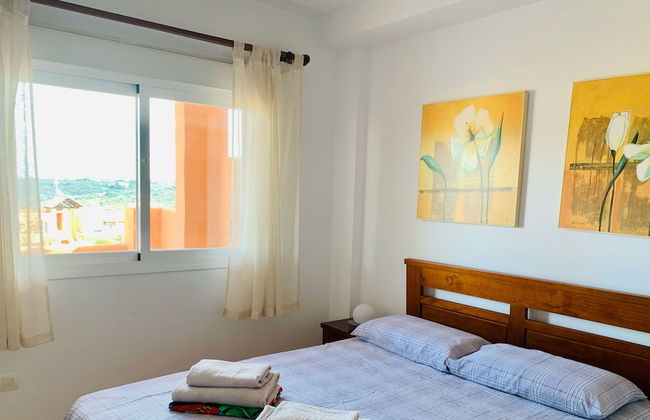 Beautiful 2-bed Apartment in Casares Costa - Foto 2