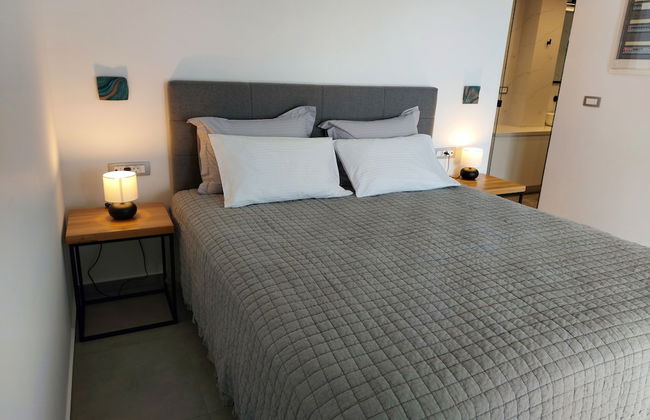 Hermes & Dione - Photo 17