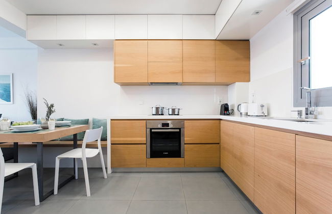 Hermes & Dione - Photo 32