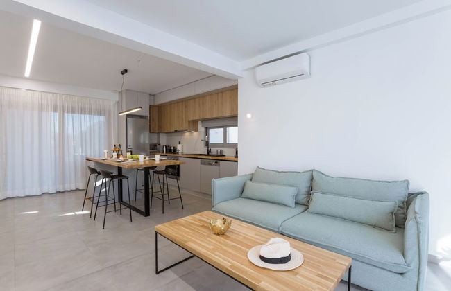 Hermes & Dione - Photo 48