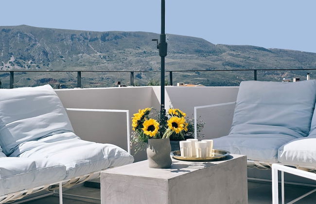 Hermes & Dione - Photo 79