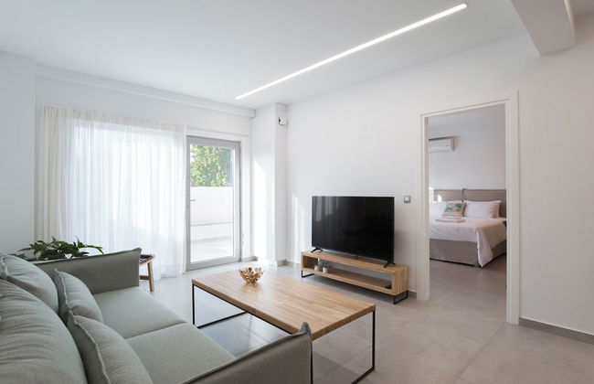 Hermes & Dione - Photo 47