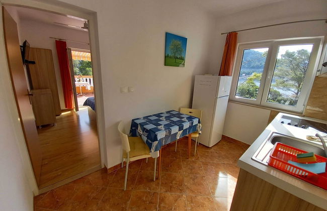 Apartments Vinko Mljet- One-bedroom Apartment With Terrace - Photo 11