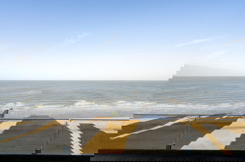 Foto 57 - Stunning Penthouse With Free Parking and sea View