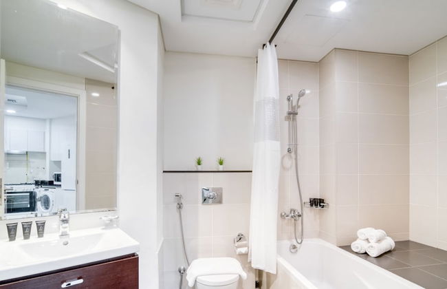 Viridis Living Chic and Spacious 1BR - Foto 21