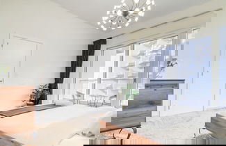 Foto 2 - Viridis Living Chic and Spacious 1BR