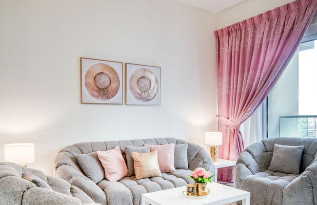 Viridis Living Chic and Spacious 1BR - Foto 14