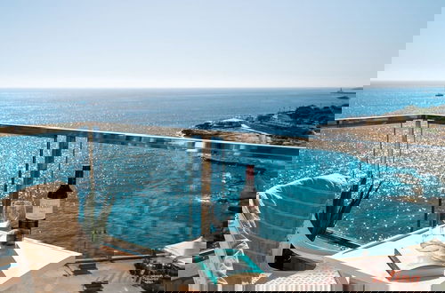 Foto 2 - Scenic Seafront Duplex Apartment in Sliema
