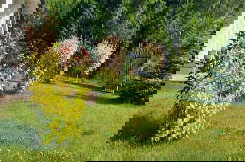 Photo 11 - Holiday Home in Ko?czewo With Garden