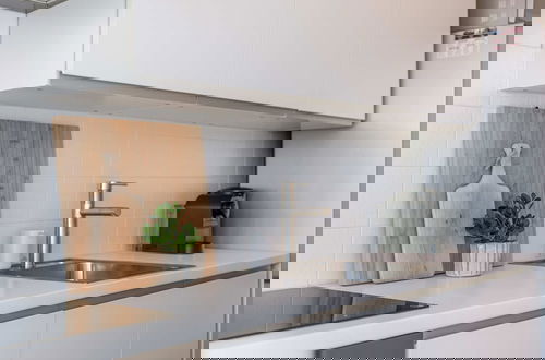 Foto 21 - Bright Apartment With City View and Terrace