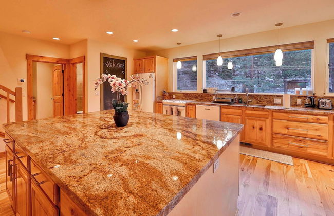 The Elevator House Sleeps 10! - Foto 1