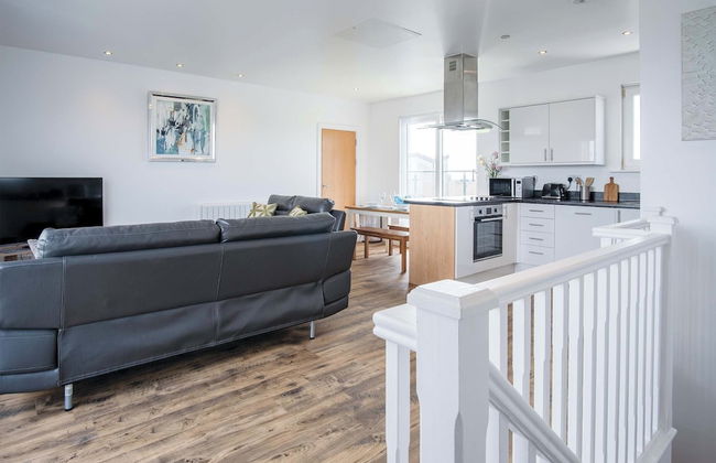 Skyline Duplex Penthouse - Llanelli - Foto 37