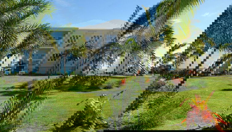 Foto 1 - Island Paradise: Secluded Retreat, Breathtaking Views