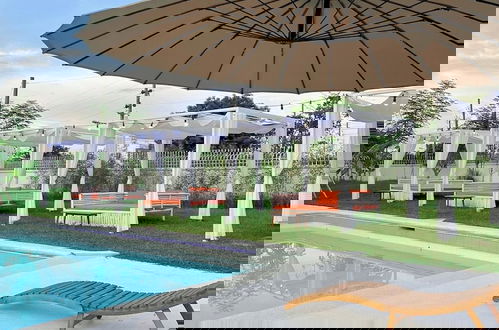 Foto 23 - cclim privae resort with pool party