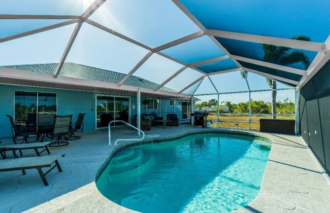 Canal Dreams 3 BR 2 BA Pool Home on the Canal - Foto 17