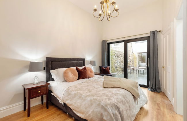 19 Heytesbury Street - Photo 2