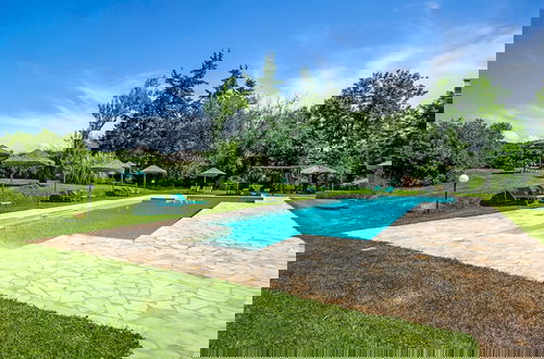 Foto 47 - Farmhouse in Montescudaio With a Shared Pool Near sea & Park