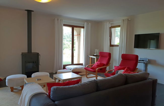 Villa With Heated Pool, Jacuzzi, Sports Field and Stunning Views - Foto 31