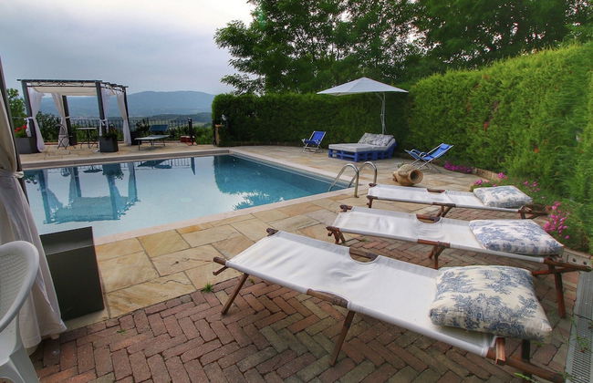 Lovely Farmhouse in Pian di Sco With Barbecue - Foto 35