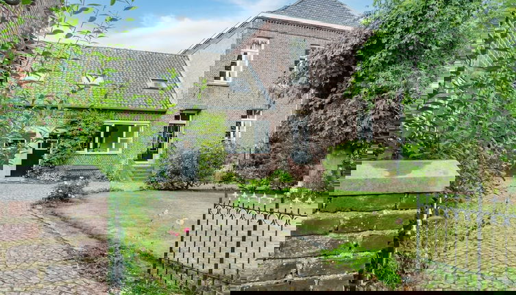 Foto 1 - Spacious Mansion in Swolgen With Garden