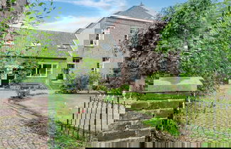 Foto 1 - Spacious Mansion in Swolgen With Garden