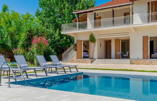 Scenic Villa in Pigadakia With Private Pool - Foto 19
