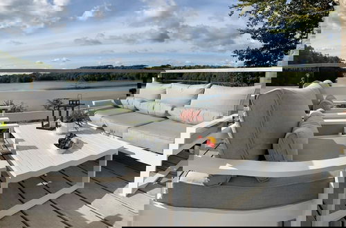 Foto 15 - Holiday Home on Lake Marchowo With Terrace