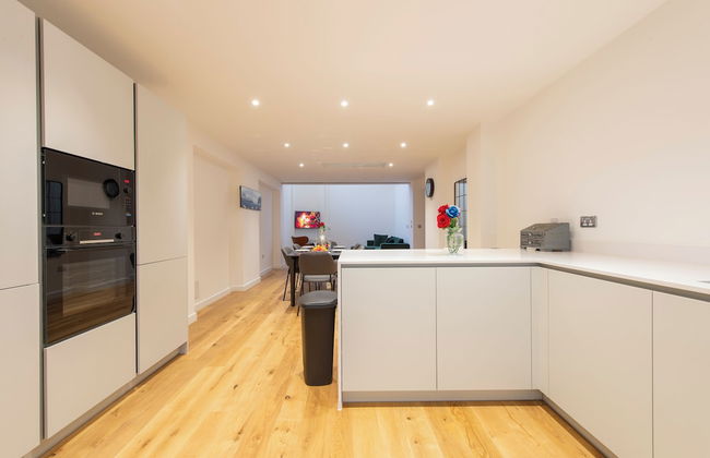 Exquisite 3BR Duplex Apartment, Air-con& Amenities - Foto 21