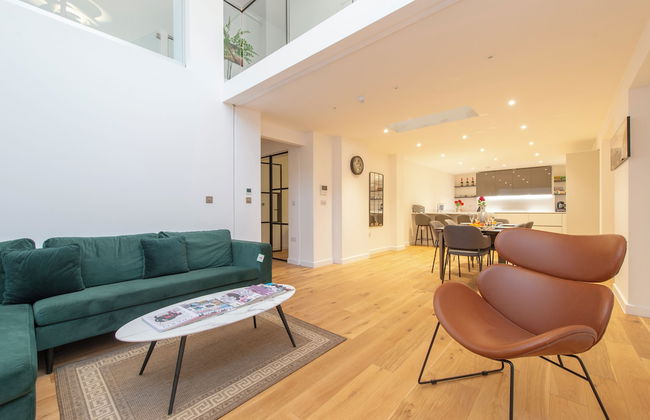 Exquisite 3BR Duplex Apartment, Air-con& Amenities - Foto 26