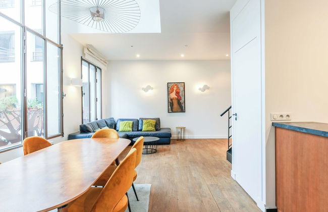 Newly Renovated Loft Bastille - Photo 19