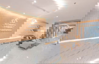 Foto 2 - Homey And Elegant Studio At Apartment Sentraland Medan