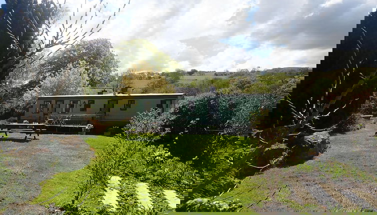 Foto 1 - Millpond Chalet Retreat in Machynlleth