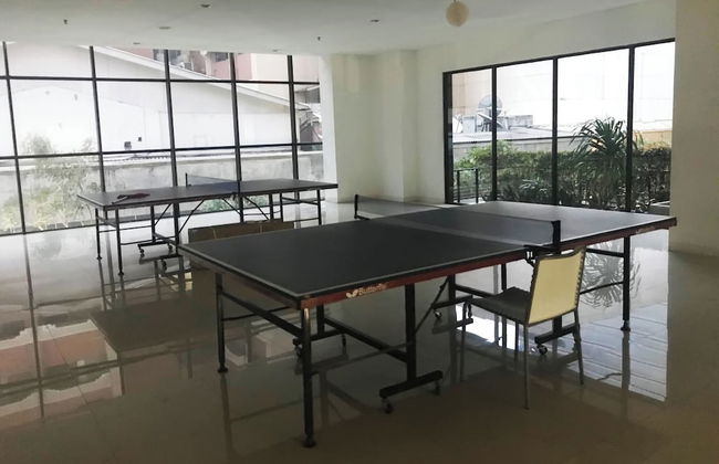 Homey And Nice 2Br At Tamansari Semanggi Apartment - Foto 24