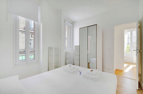 Foto 6 - Cozy Apartment 2bdr/5p - in the Heart of Suresnes