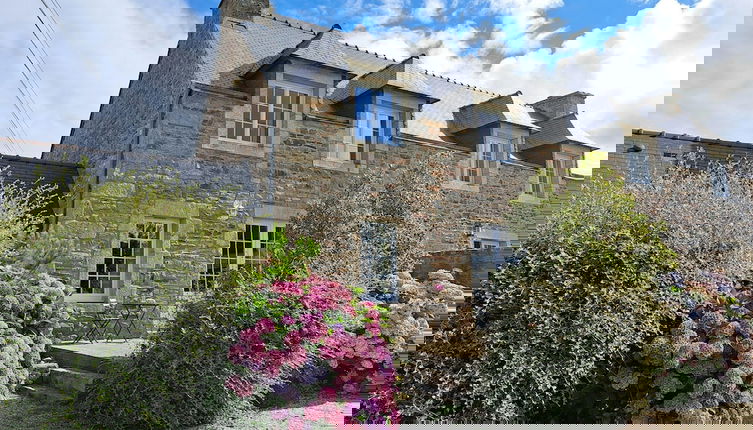 Foto 1 - Holiday Home in Lannilis Near Sea