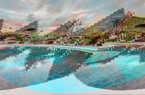 Photo 1 - Exploreans Malaika Villas & Beach Club