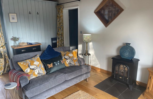 The Tack Room Cottage - Sleeps 4, Garden & Parking - Foto 9
