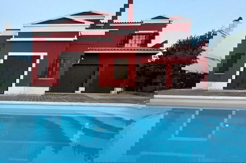 Foto 6 - Summer Villa With Heated Private Pool