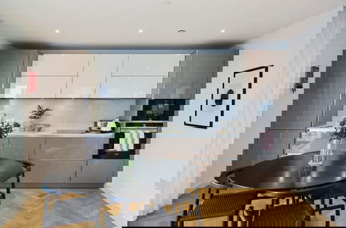 Foto 9 - The Southwark Heights -modern 3-bedroom Flat With City Views