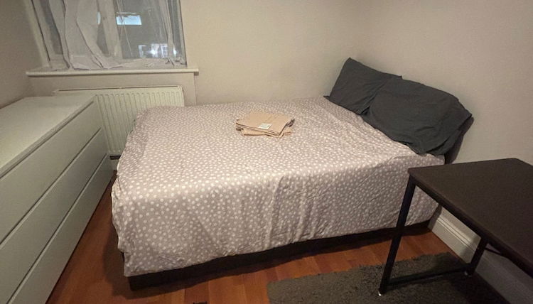 Foto 1 - Stylish 1-bed Apartment- Sleeps 3 w/ Central Links