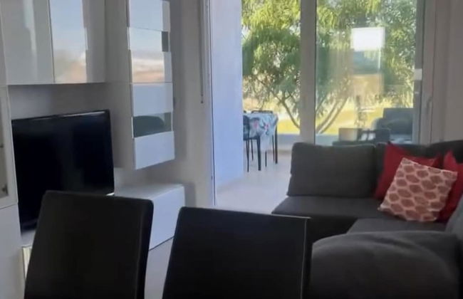 Stylish 2-bed Apartment Overlooking the Fairways - Foto 9