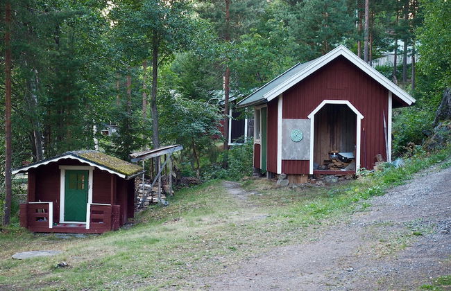 Cozy 4BR Lakeside Cottage with Sauna - Foto 15