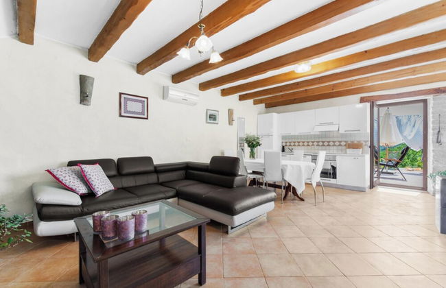 Holiday House with Pool Villa Ladybug - Foto 13