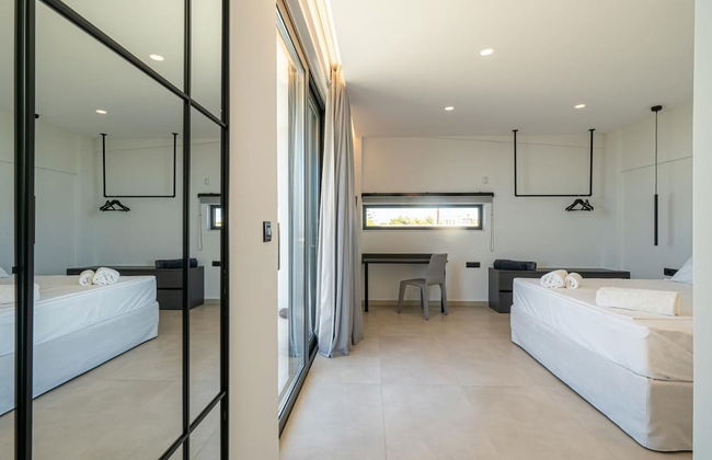 Aethra Grand- Luxury 5-bed Villa 850m From Beach - Photo 71