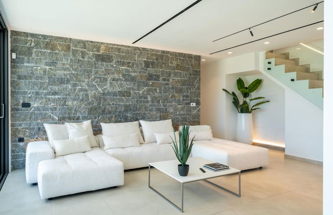 Aethra Grand- Luxury 5-bed Villa 850m From Beach - Photo 17