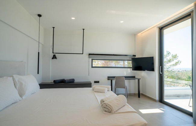 Aethra Grand- Luxury 5-bed Villa 850m From Beach - Photo 72
