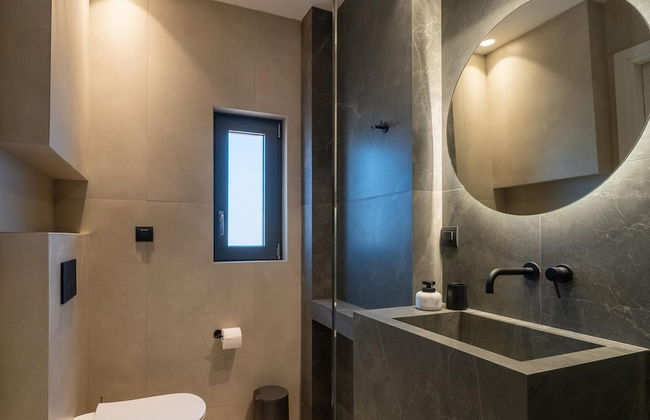 Aethra Grand- Luxury 5-bed Villa 850m From Beach - Photo 78